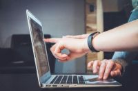 Services numériques : quoi vérifier avant de s’inscrire ?